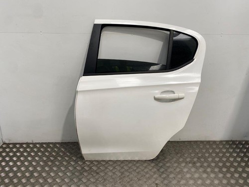 Vauxhall corsa 5 door - 5,
